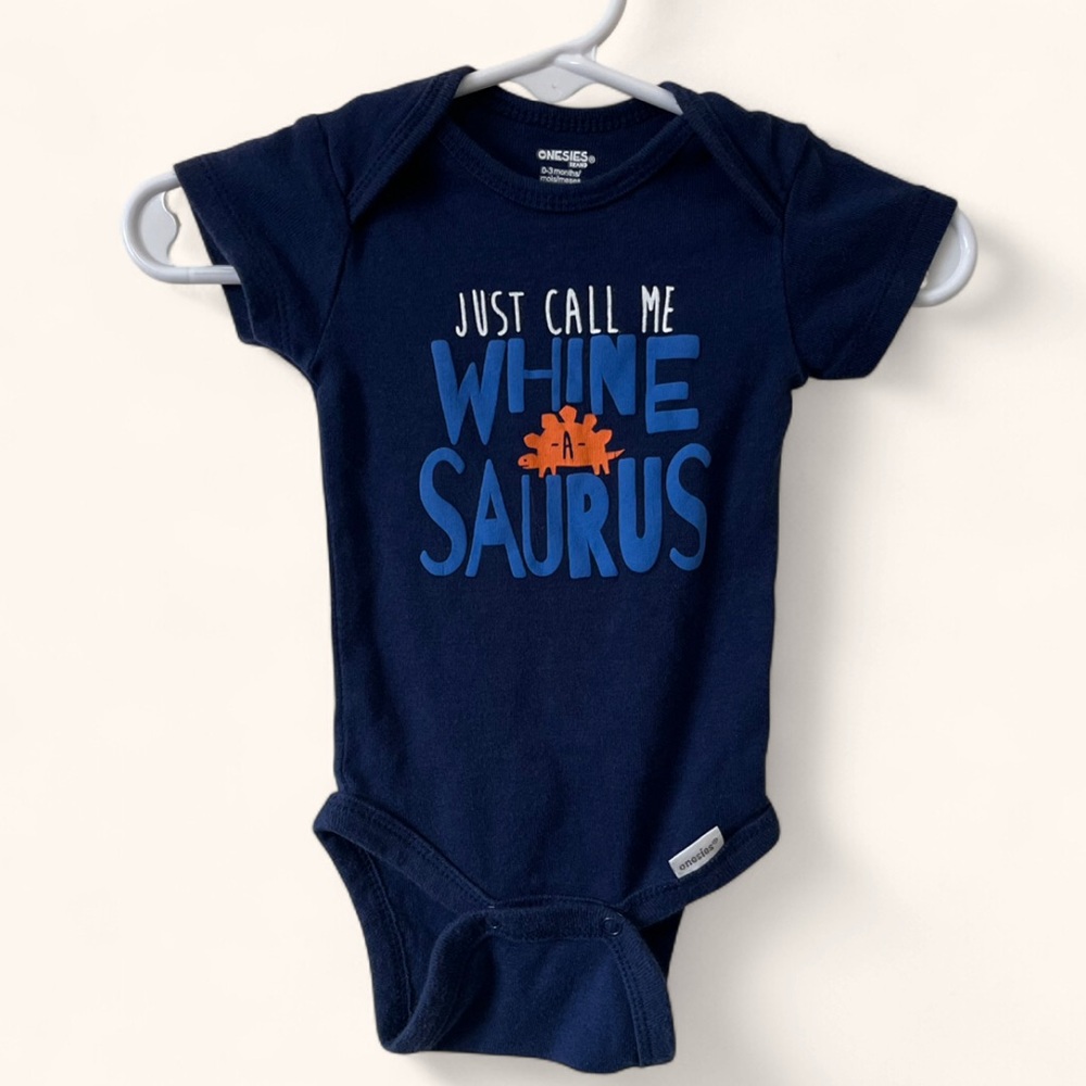 🧡 2/$8 0-3M Boy Onesies Brand Navy Short Sleeve Dino One Piece Bodysuit Onesie